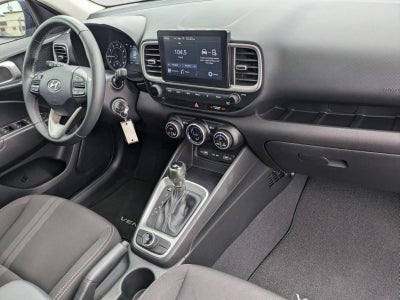 2022 Hyundai VENUE SEL IVT