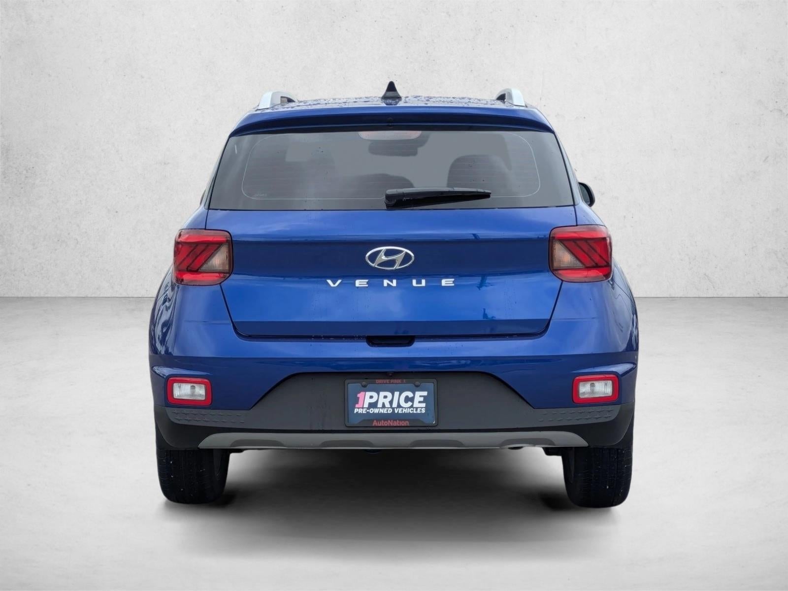 2022 Hyundai VENUE SEL IVT