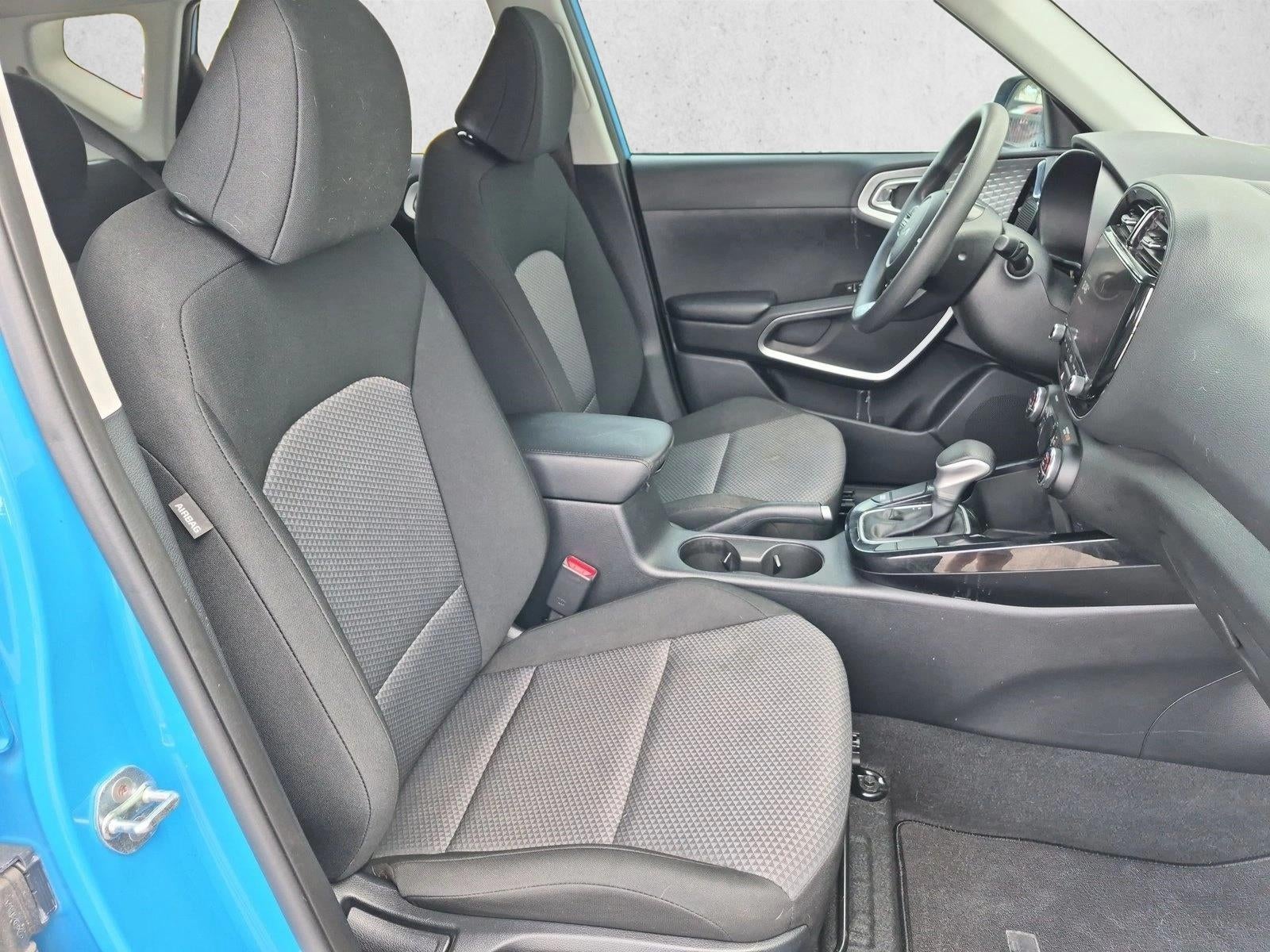 2023 Kia Soul S IVT
