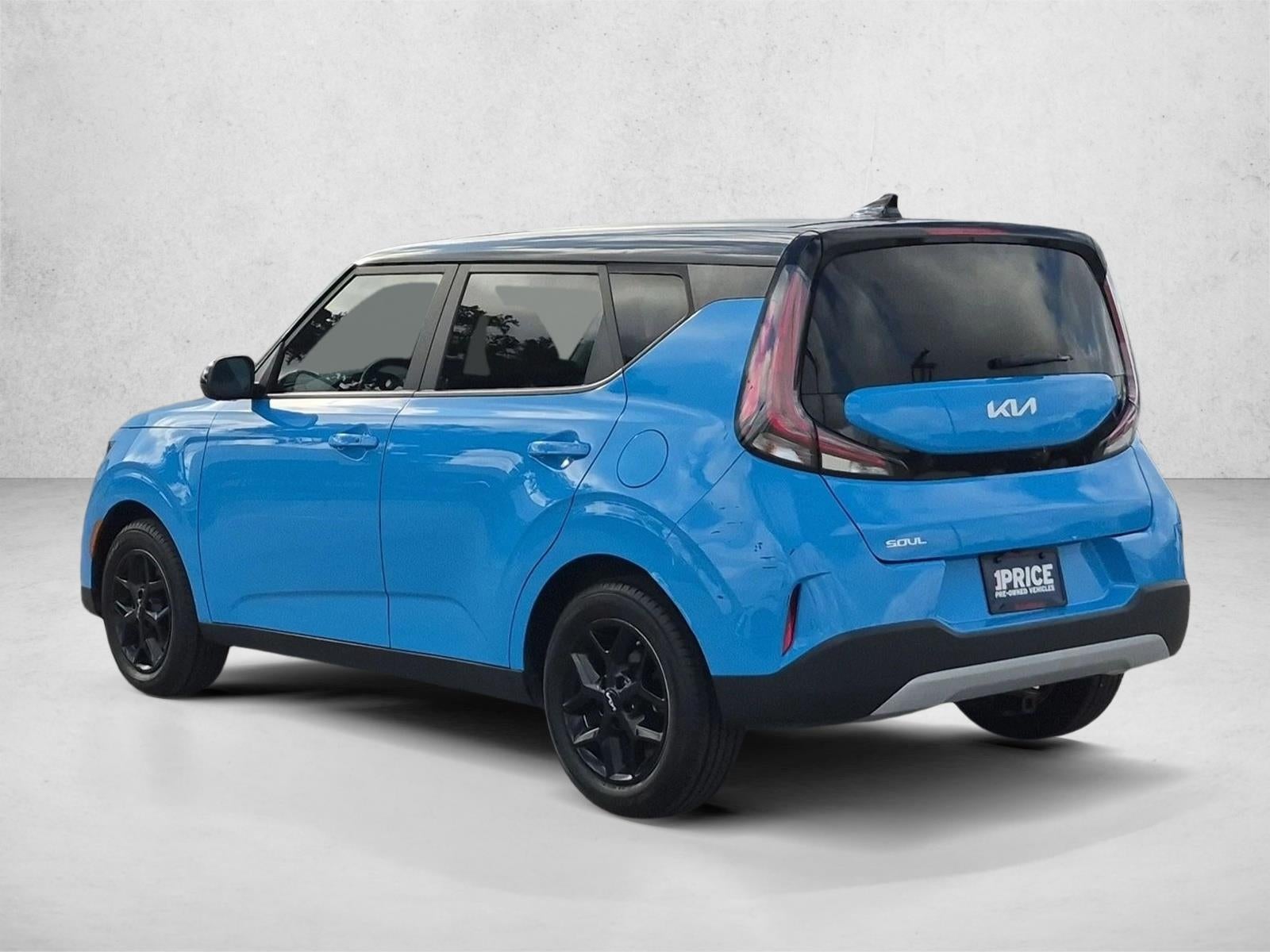 2023 Kia Soul S IVT