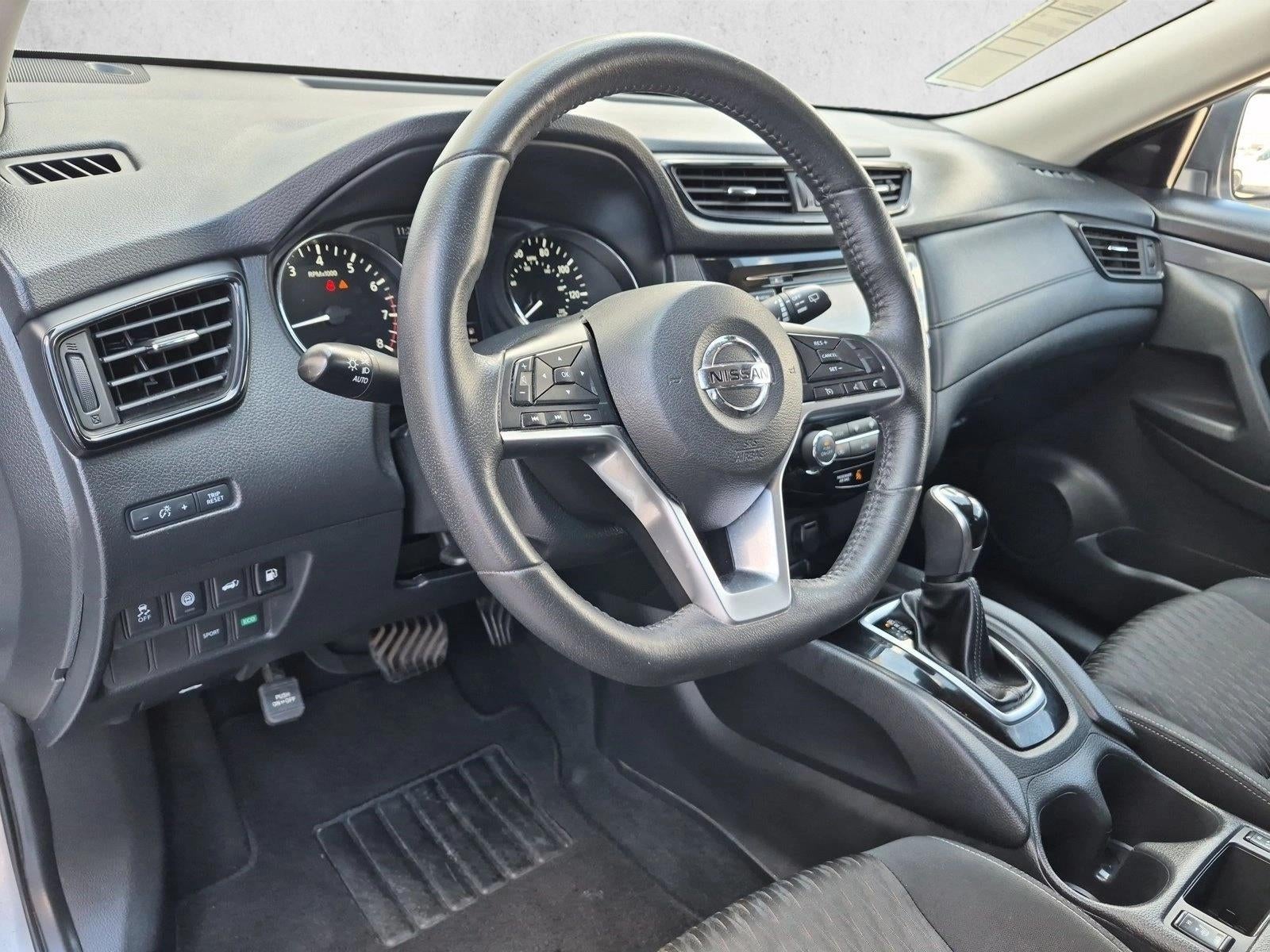 2020 Nissan Rogue FWD SV