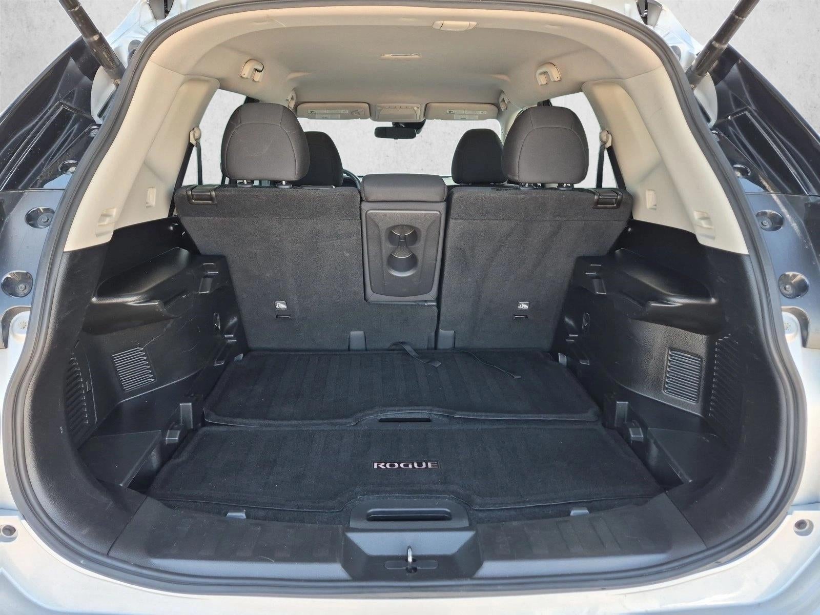 2020 Nissan Rogue FWD SV