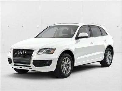 2012 Audi Q5 quattro 4dr 3.2L Prestige