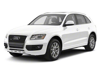 2012 Audi Q5 quattro 4dr 3.2L Prestige
