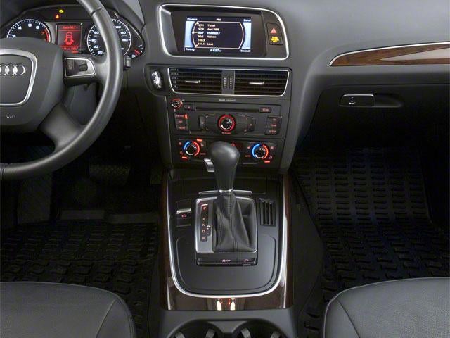 2012 Audi Q5 quattro 4dr 3.2L Prestige