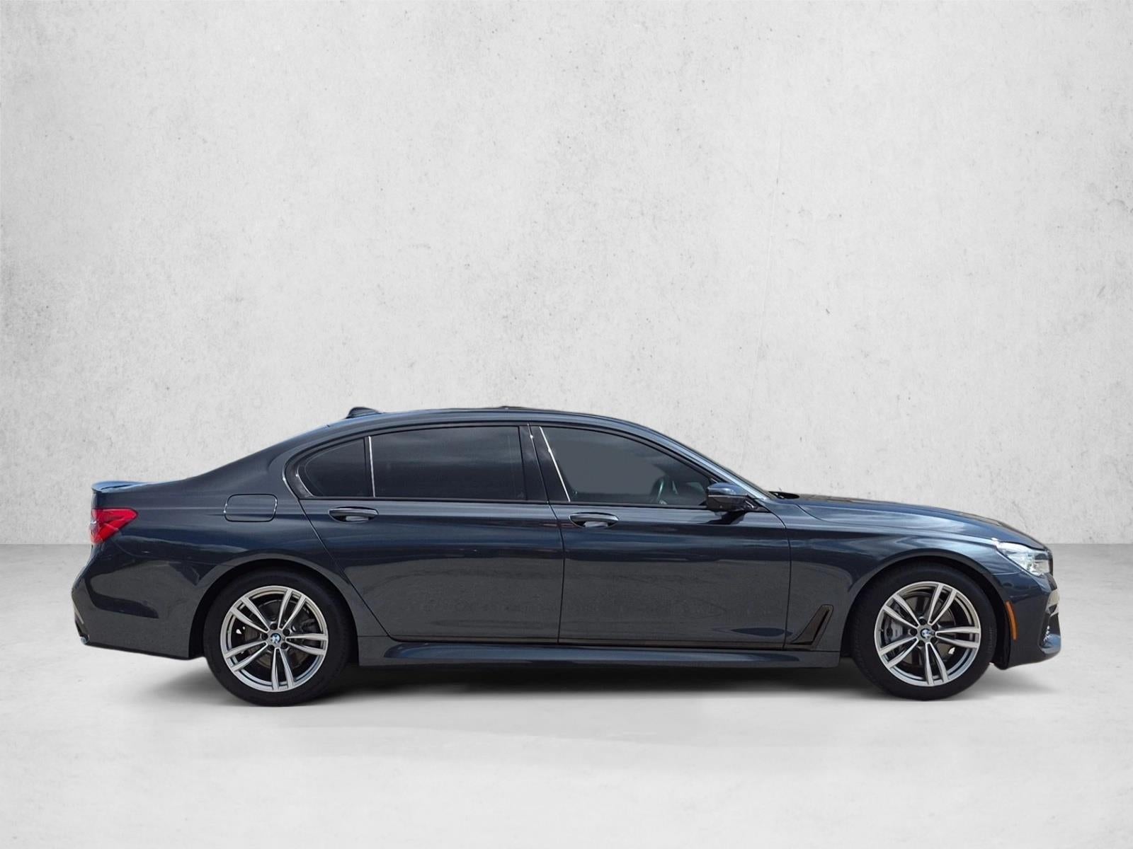 2017 BMW 740i Sedan
