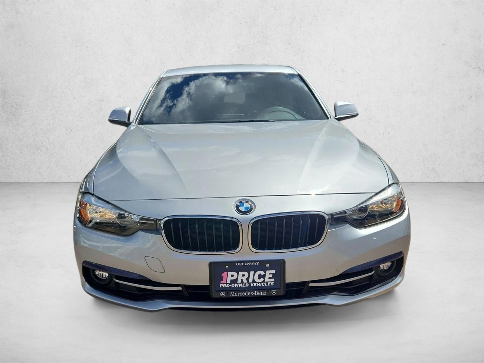 2017 BMW 330i Sedan