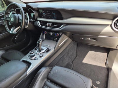 2022 Alfa Romeo Stelvio Veloce AWD