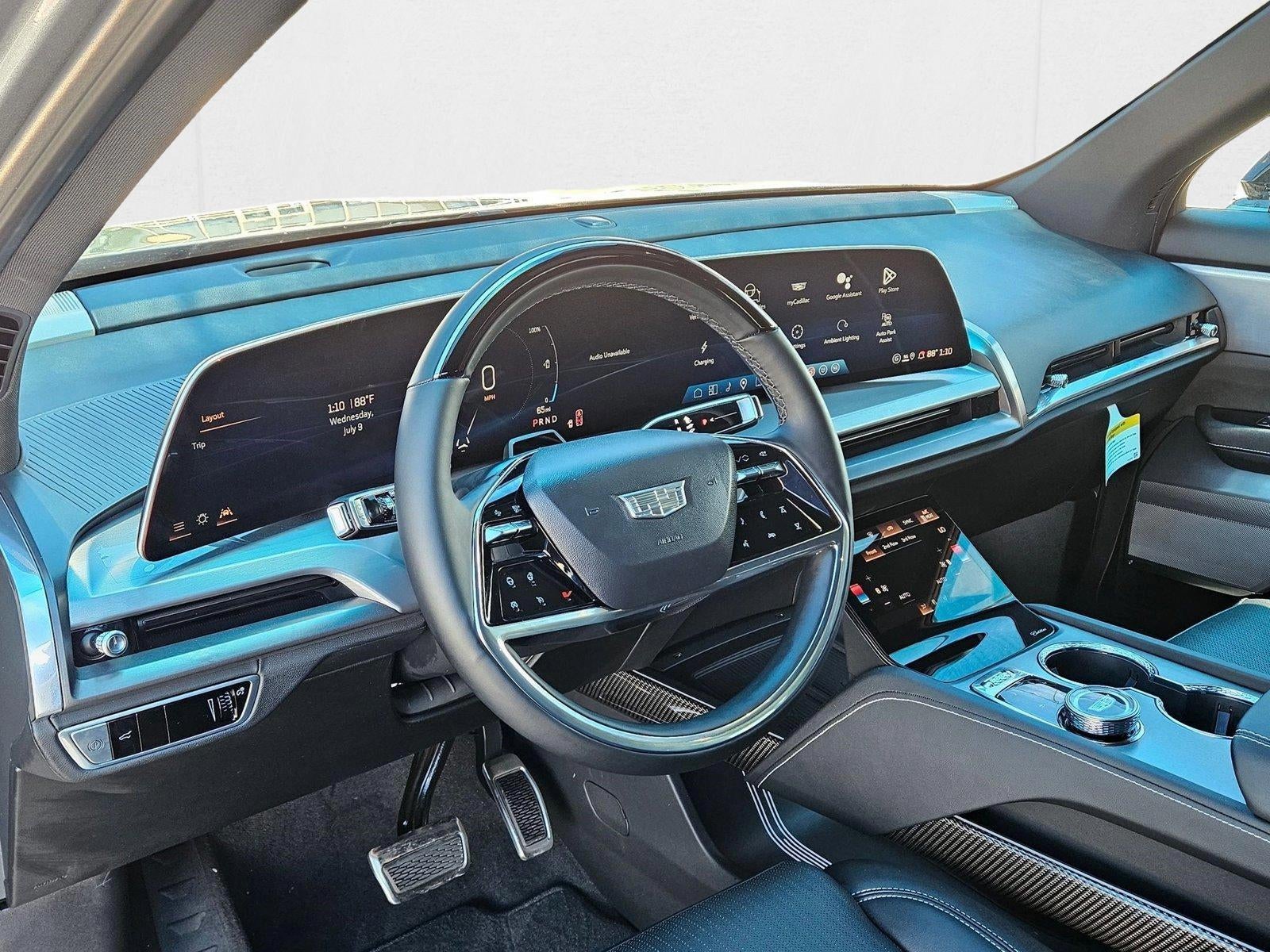 2026 Cadillac VISTIQ Luxury