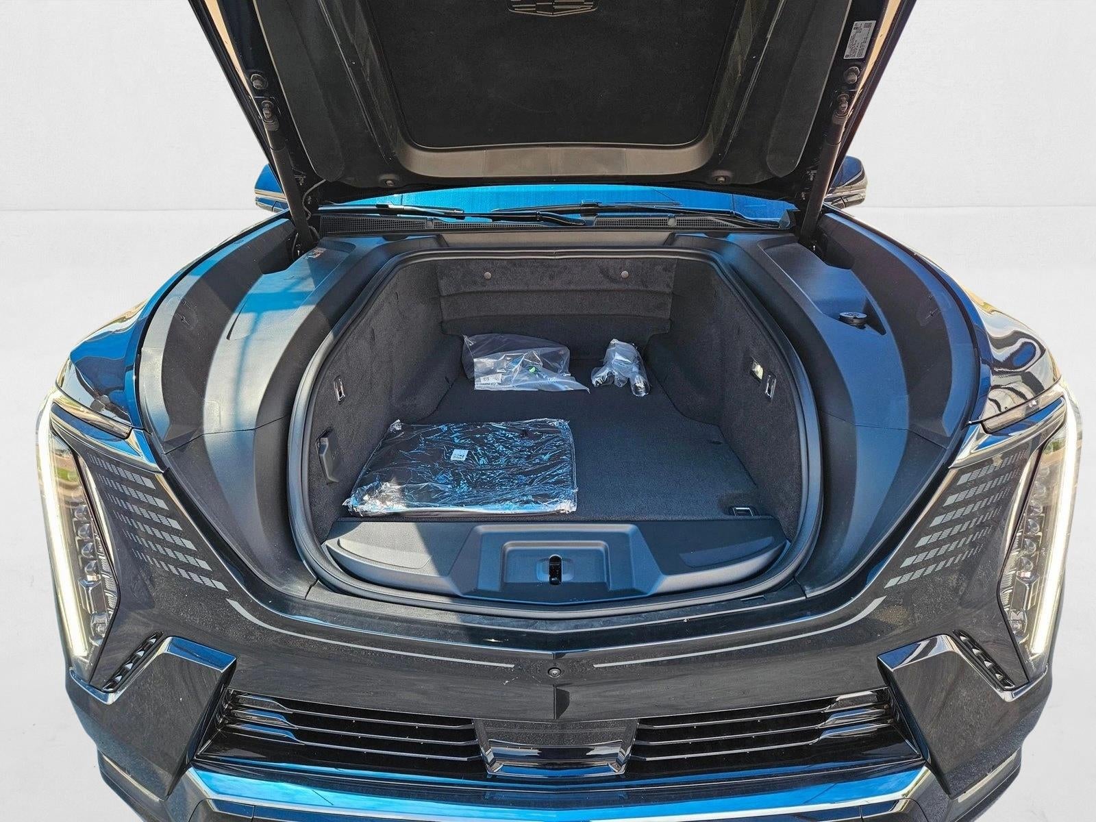 2026 Cadillac ESCALADE IQL Sport