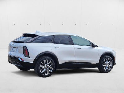 2025 Cadillac OPTIQ Luxury 1