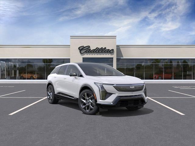 2025 Cadillac OPTIQ Luxury 1