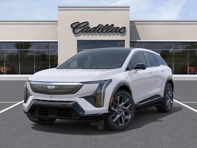 2025 Cadillac OPTIQ Luxury 1